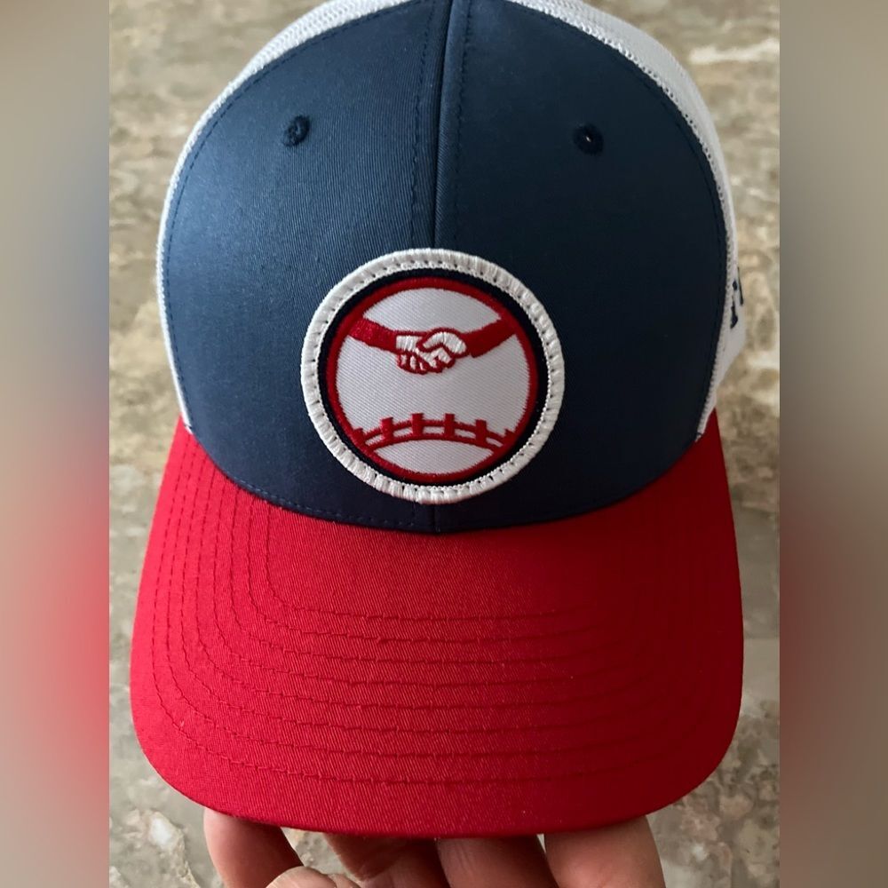 Twins STH red/blue/white unisex baseball cap, mesh back, adjustable snaps, OS